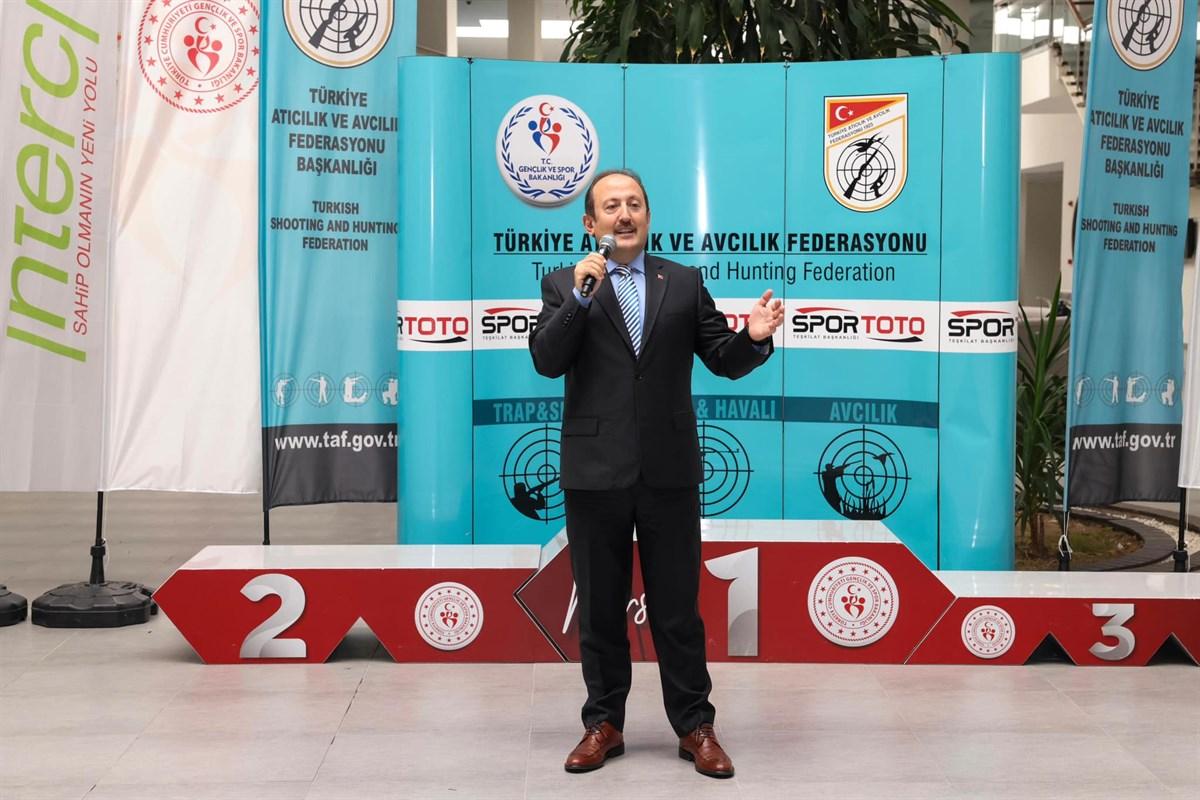 Mersin Valisi Ali Hamza Pehlivan, Şampiyona Ödül Törenine Katıldı